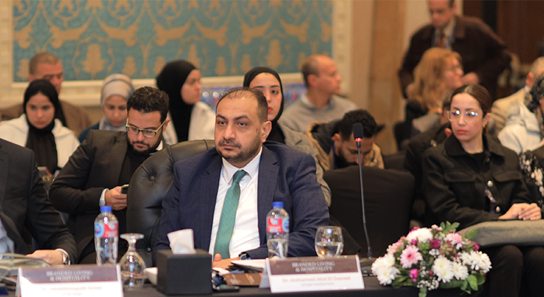 الدكتور-محمد-عبد-الجواد،-رئيس-مجلس-إدارة-شركة-فانتاج-للتطوير-العقاري،-في-حوار-مع-إنفست-جيت-في-معرض-MIPIM-2025-في-كان،-فرنسا